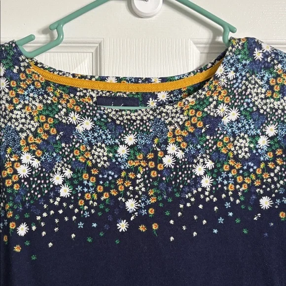 Joules top- size 14 - Picture 2 of 4